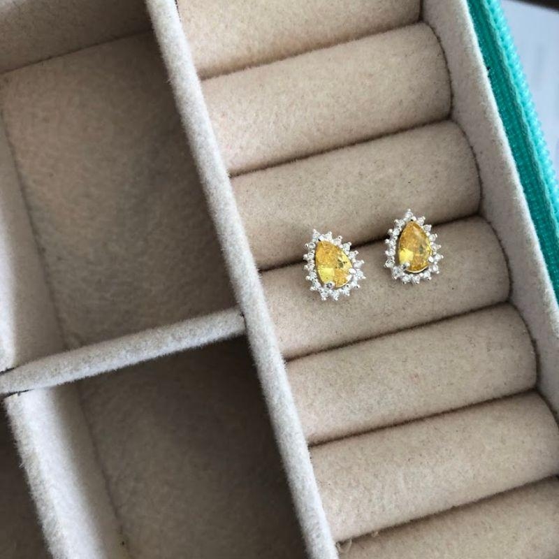 Brinco Gota Pequeno Cravejado Zircônia Amarelo - Prata925