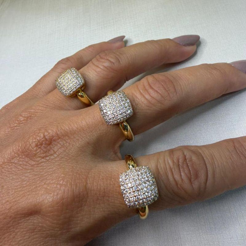 Anel Chuveiro Quadrado Zircônias (und) -Banhado A Ouro 18k