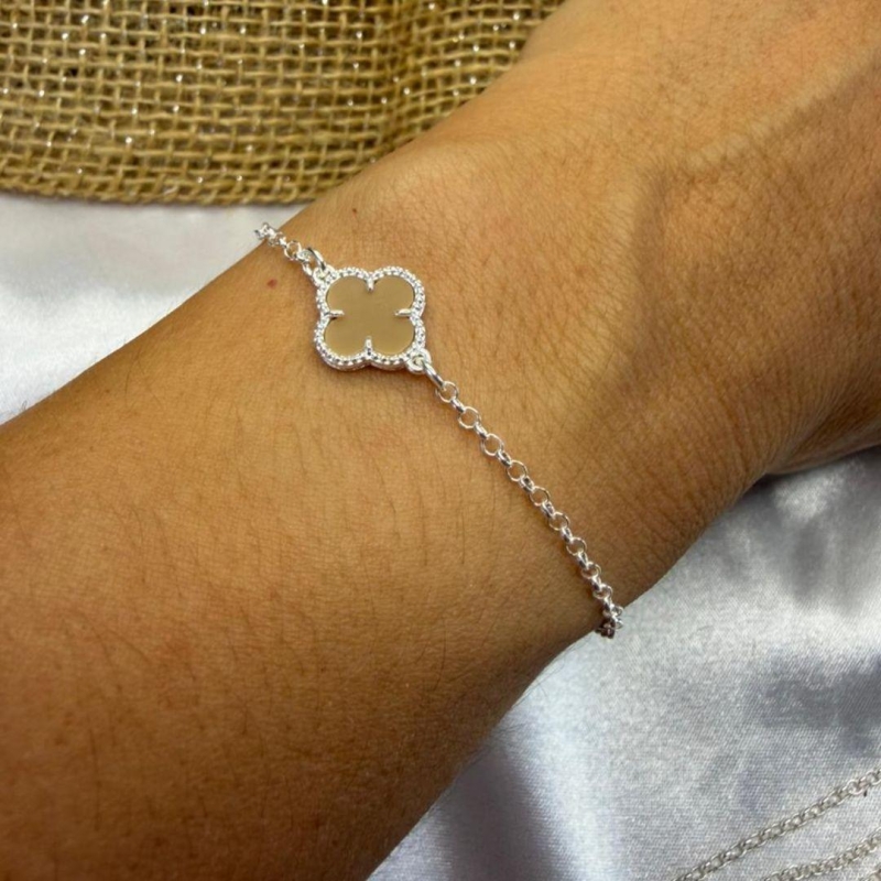 PULSEIRA TREVO MARROM CLARO - PRATA 925