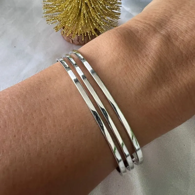 Bracelete Regulável 3 Linhas - Banho em Ródio