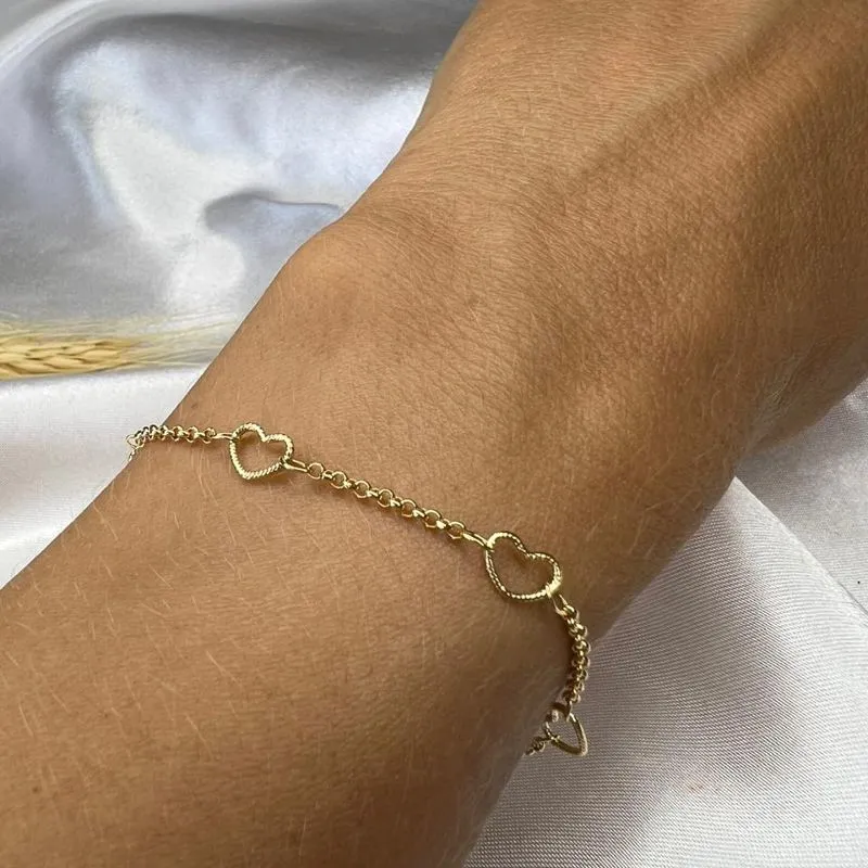 Pulseira com Elo de Corações - Banhado a Ouro 18K