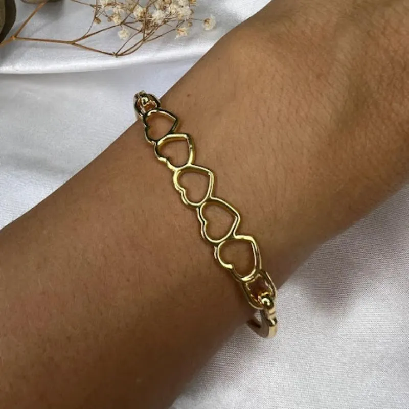 Bracelete Corações - Banhado em Verniz Italiano