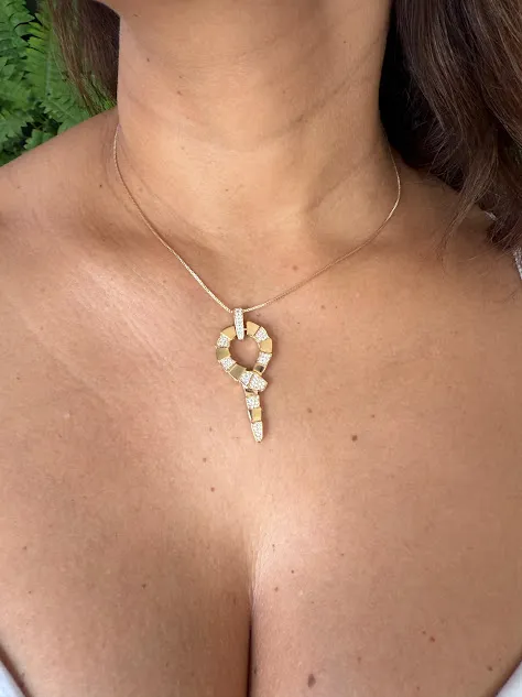 Conjunto Colar e Brincos Inspiração Joia Serpente Cravejada Zircônias - Banhado a Ouro 18k