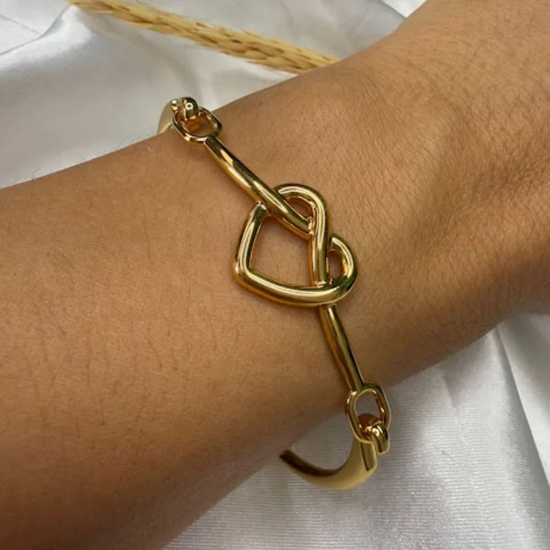 Bracelete Nó de Coração - Banho em Verniz Italiano