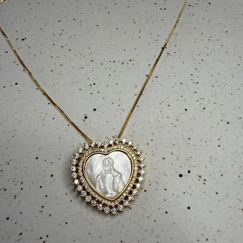 Colar  Nossa Senhora das Graças em Madrepérola - Banhado em Ouro 18k