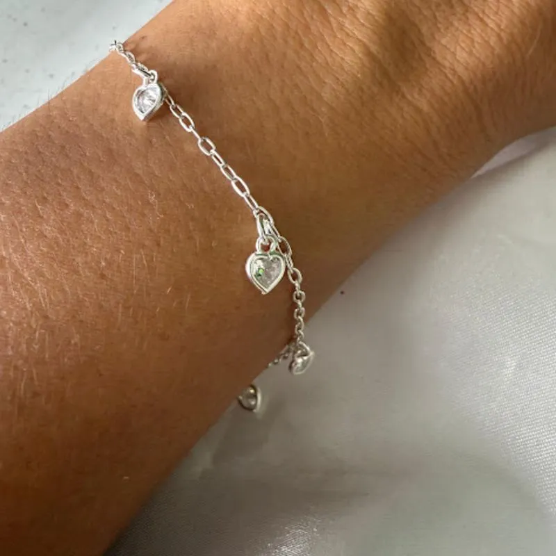 Pulseira Corações Pendurados Zircônias - Prata 925
