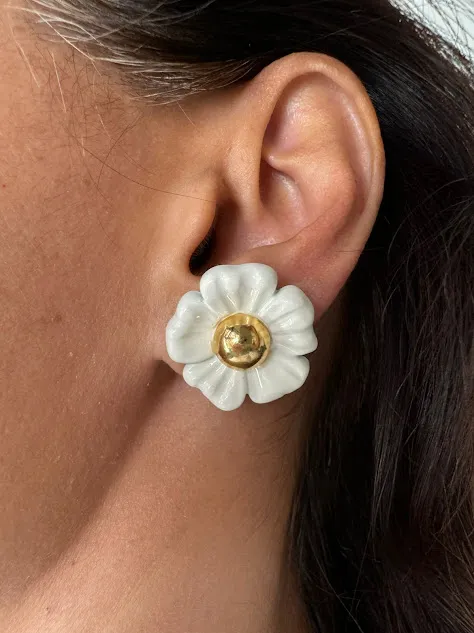Brinco Flor Esmaltado - Banho Verniz Italiano