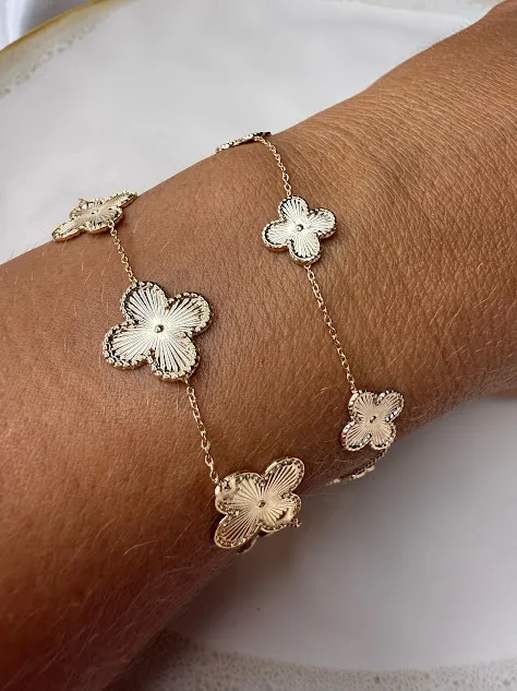 Pulseira Trevo Pequeno Inspiração Joia - Banhado a Ouro 18K