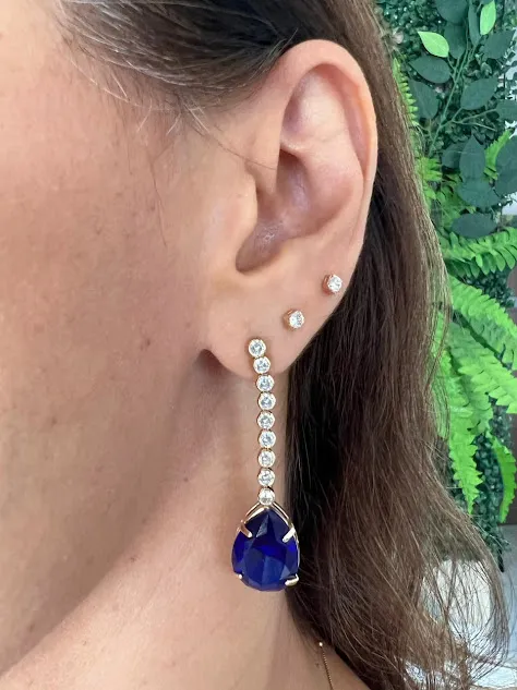 Brinco Gota com Fileiras Zircônias - Banhado a Ouro 18K