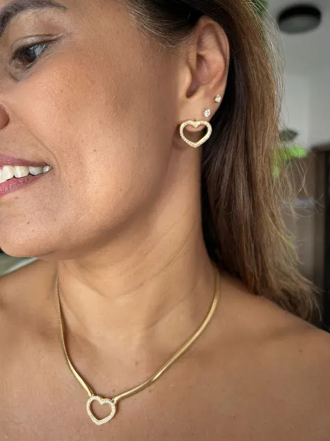 Conjunto Colar Malha e Brincos Coração Vazado - Banhado a Ouro 18K