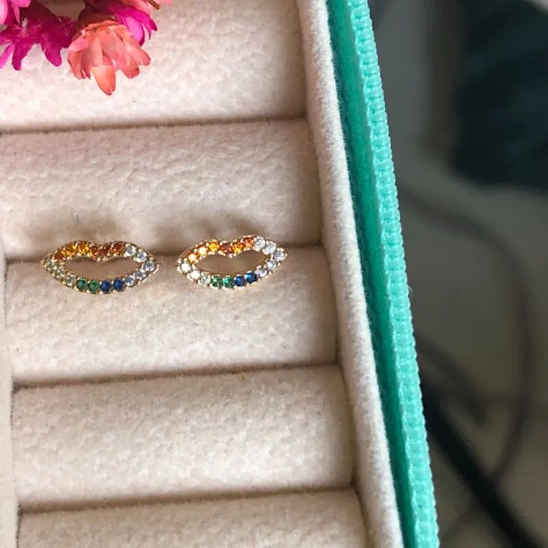 Brinco Boquinha com Micro Zircônias Coloridas - Banhado a Ouro 18K