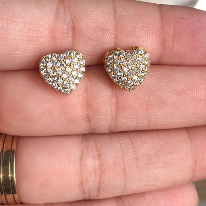 Brinco Pequeno Coração Cravejado Zircônias - Banhado a Ouro 18K