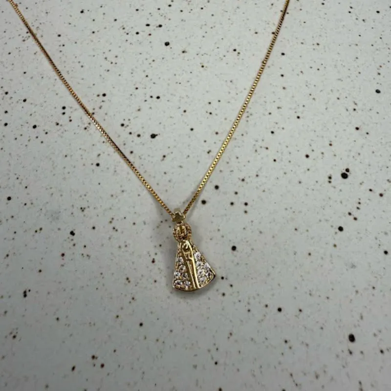 Colar Nossa Senhora Aparecida Cravejado Zircônias- Banhado a Ouro 18K