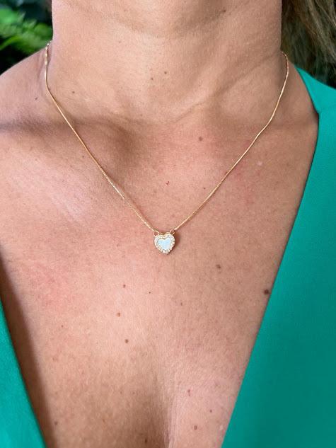 Colar Coração Madreperola Cravejado Zircônias - Banhado a Ouro 18K