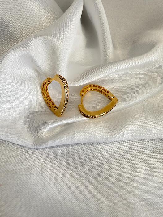 Argola Coração Cravejado Zircônias - Banhado a Ouro 18K