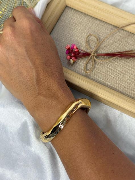 Bracelete Orgânico Irregular - Banhado em Verniz Italiano