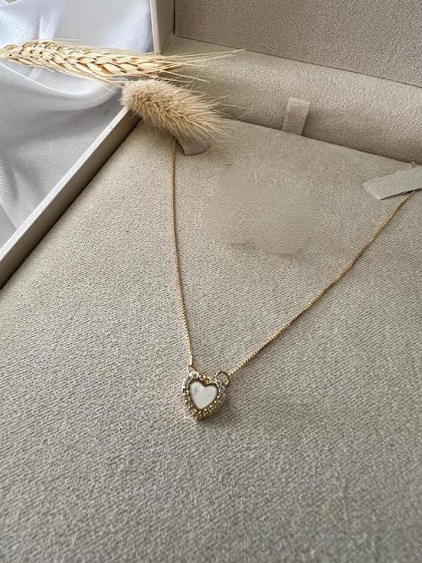 Colar Coração Madreperola Cravejado Zircônias - Banhado a Ouro 18K