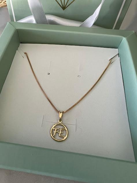 Colar Pingente Fé - Banhado a Ouro 18K