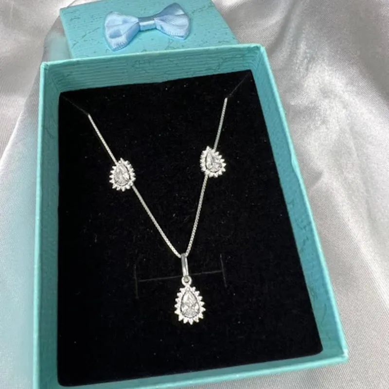 Conjunto Colar e Brinco Gota Cravejada Inspiração Joia - Prata 925