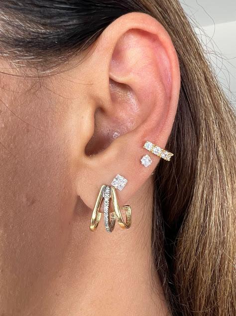 Piercing Fake com CRavejado Zircônias - Banhado a Ouro 18K