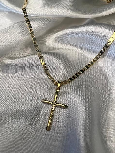 Pingente Crucifixo e Cristo - Banhado a Ouro 18K