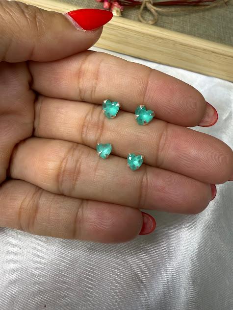 Brinco Pequeno Coração Zircônia Verde Turmalina 5mm - Prata 925