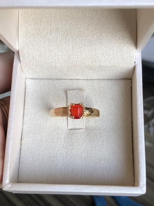 Anel Formatura Zircônia Vermelha 4 Garras - Banhado a Ouro 18K