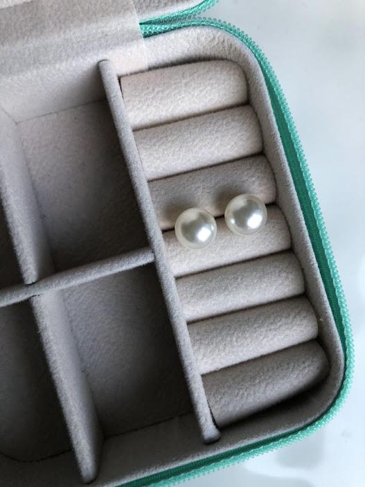 Brinco Bola Pérola Média - Banhado a Ouro 18K