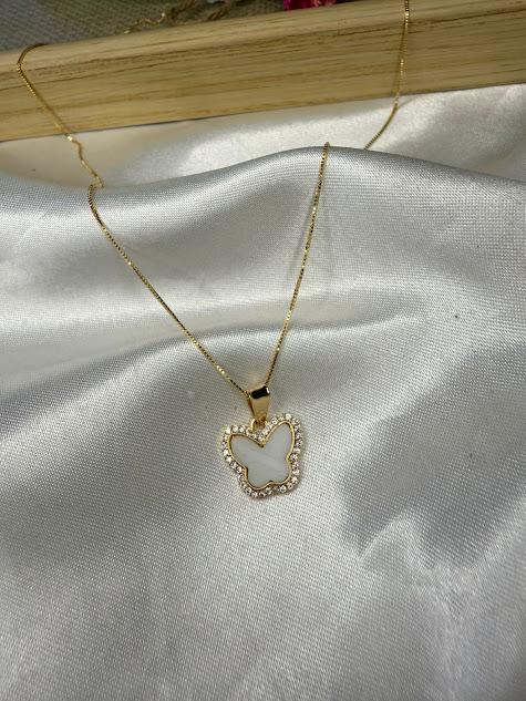 Colar Borboleta Madreperola Cravejada Zircônias - Banhado a Ouro 18K