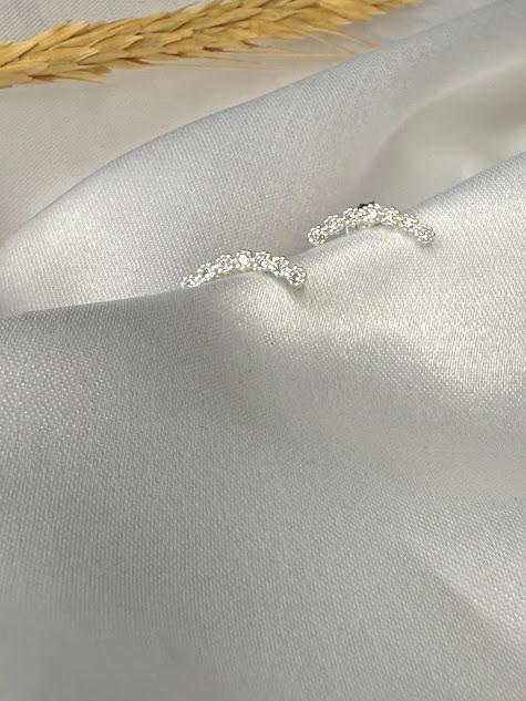 Brinco Ear Cuff de Florzinha Cravejada Zircônias - Prata 925