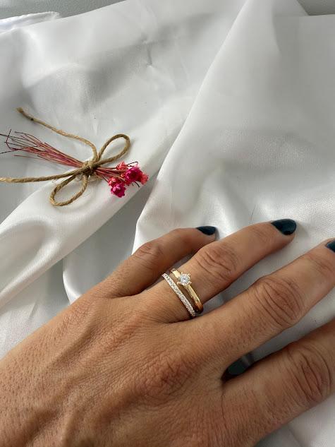 Anel Aro Duplo Solitário Cravejado Microzircônias - Banhado a Ouro 18K