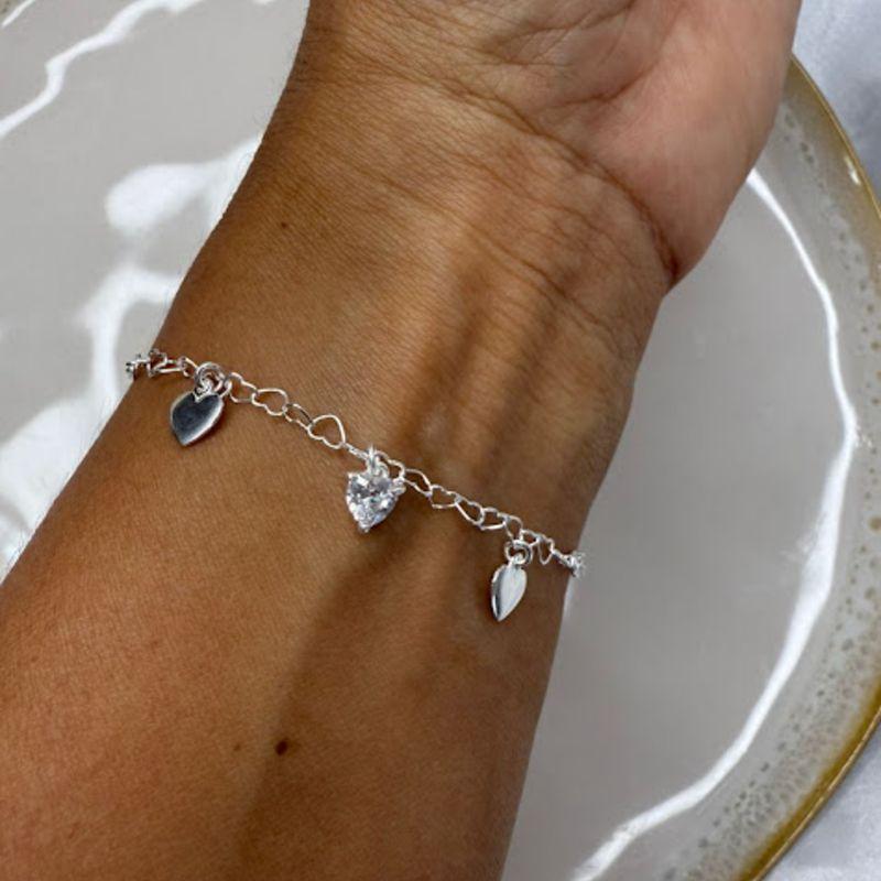 Pulseira Elo Corações com Pingentes e Coração de Zircônia - prata 925
