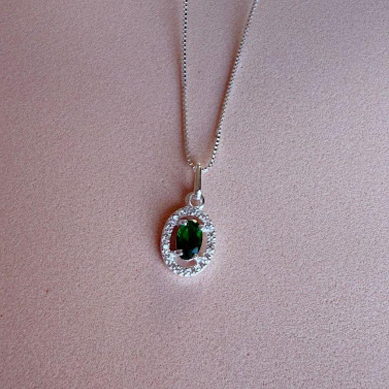 Pingente Oval Verde Esmeralda Cravejado Zircônias - Prata 925