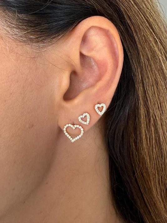 Brinco Coração Vazado de Zircônias - Banhado a Ouro 18k