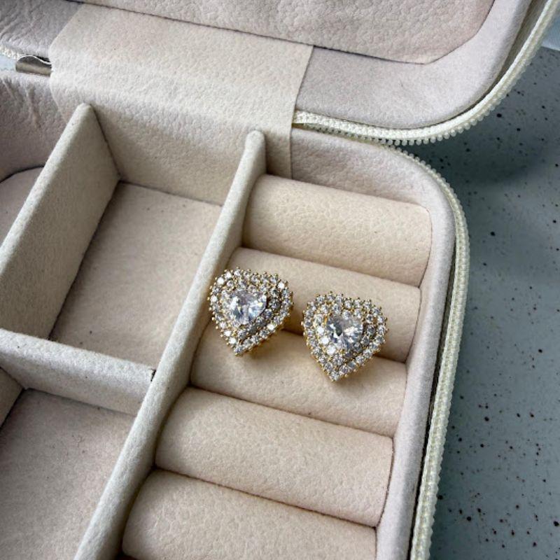 Brinco Coração 2 Fileiras Cravejado Zircônias - Banhado a Ouro 18k