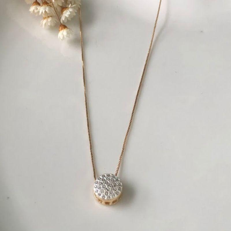 Colar Pingente Redondo Cravejado Zircônias - Banhado a  Ouro 18k