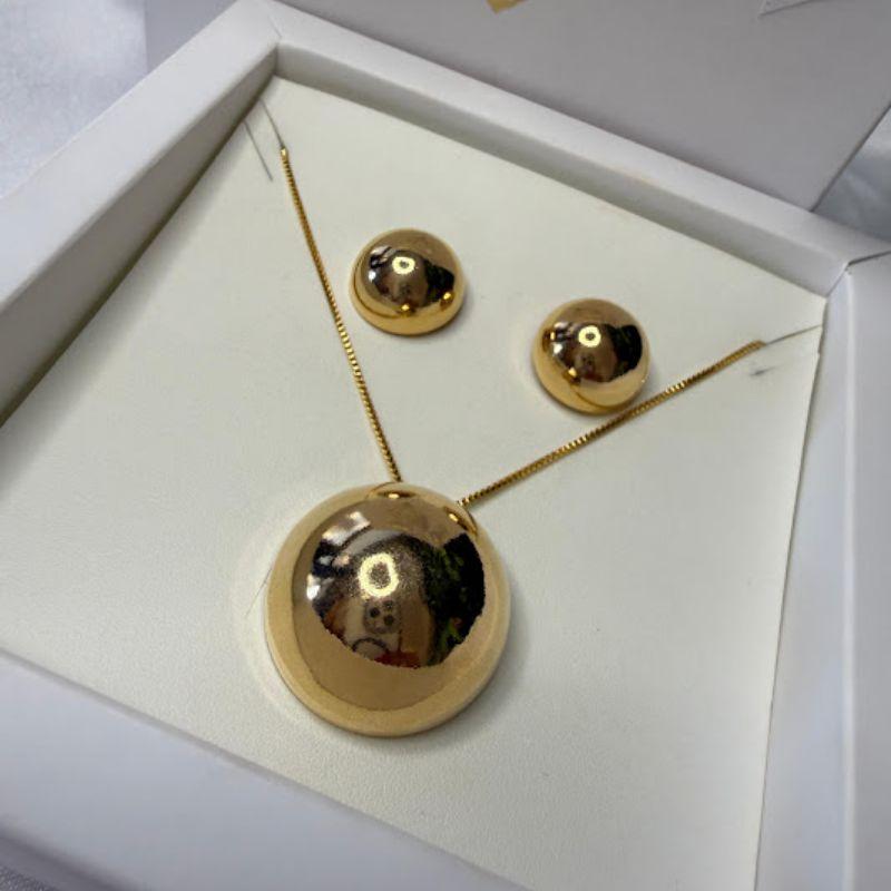Conjunto Colar e Brincos com Design de Esfera - Banhado a Ouro 18k