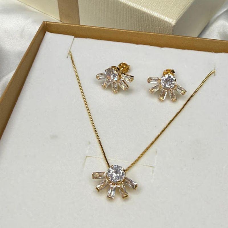 Conjunto Colar e Brincos Raios de Navetes - Banhado a Ouro 18k