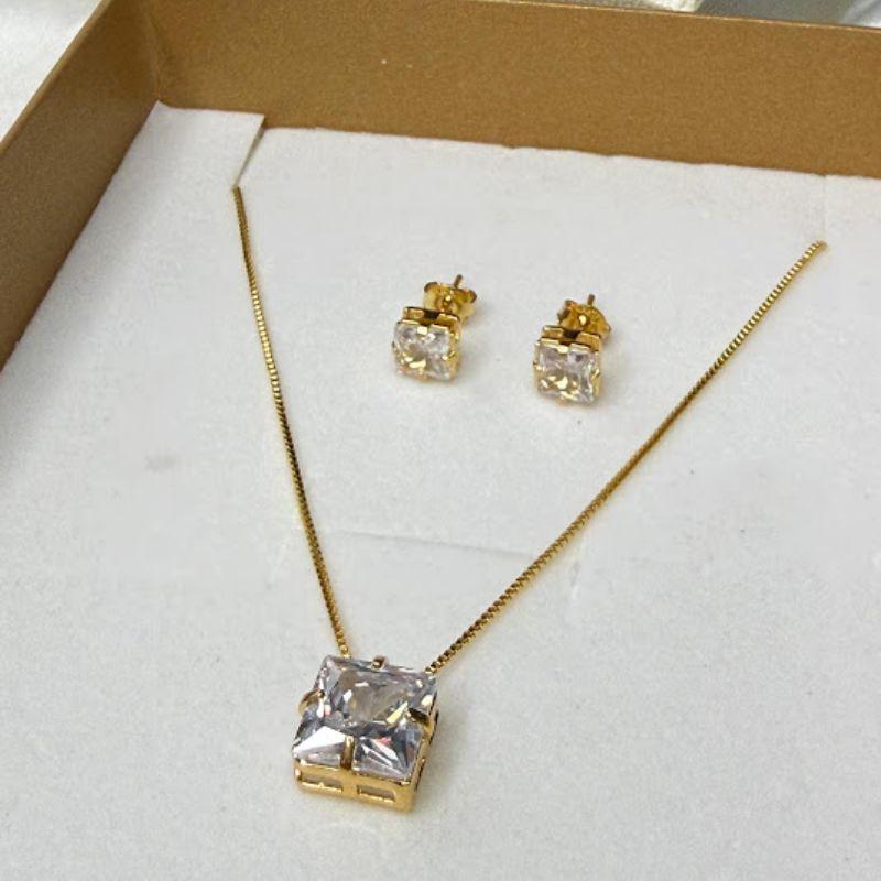 Conjunto de Colar e Brincos Quadrado Zircônia - Banhado a Ouro 18k