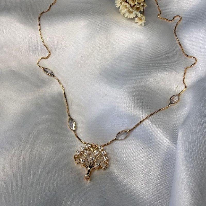 Colar com Árvore da Vida e Ponto de Luz Cravejados Zircônias - Banhado a Ouro 18k