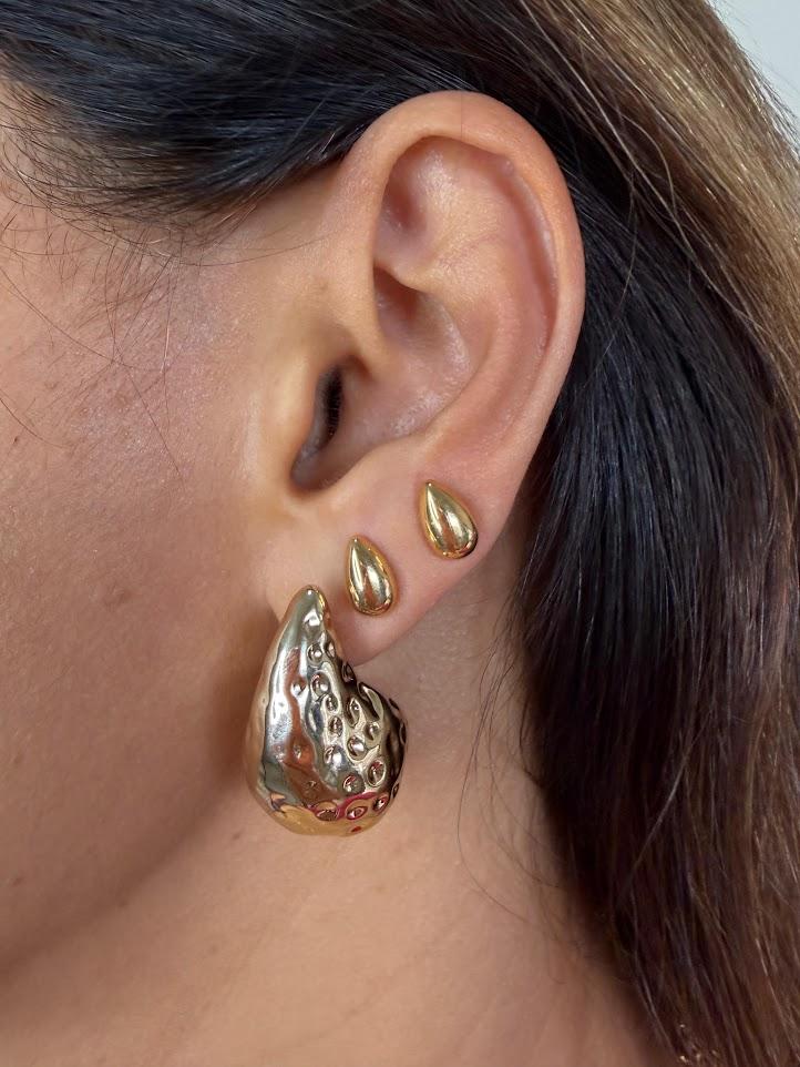 Brinco Gota com Textura - Banhado a Ouro 18k