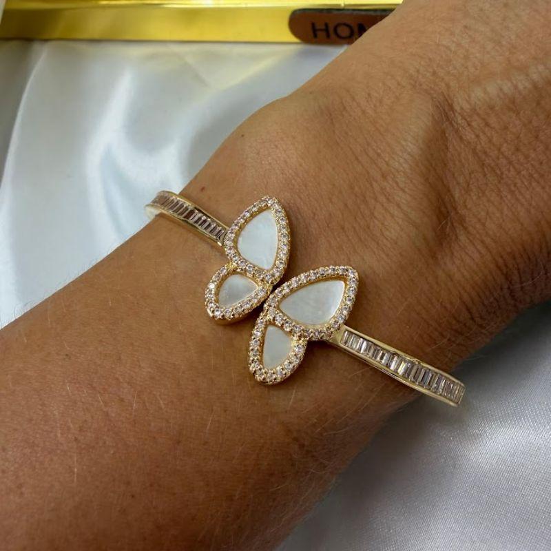 Bracelete com Borboleta em Madrepérola e Navetes Zircônias - Banhado a Ouro 18k