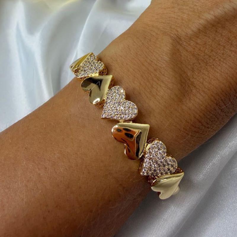 Bracelete de Corações Lisos e Cravejados Zircônias - Banhado a Ouro 18k