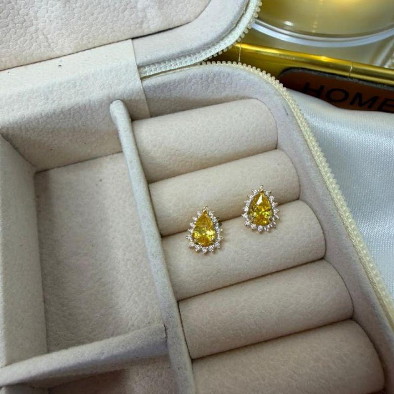 Brinco Gota Pedra amarela e Cravação de Zircônias - Banhado a Ouro 18k