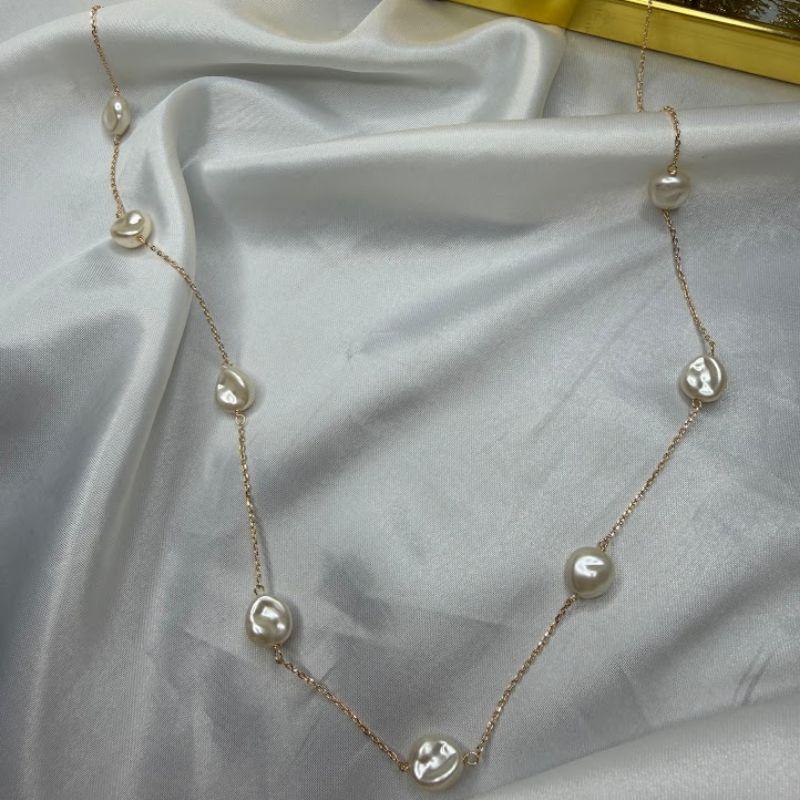 Colar Longo de Pérolas Barrocas - Banhado a Ouro 18k