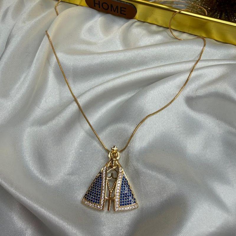 Colar Pingente Nossa Senhora Aparecida Cravejado Zircônia Azul - Banhado a Ouro 18k