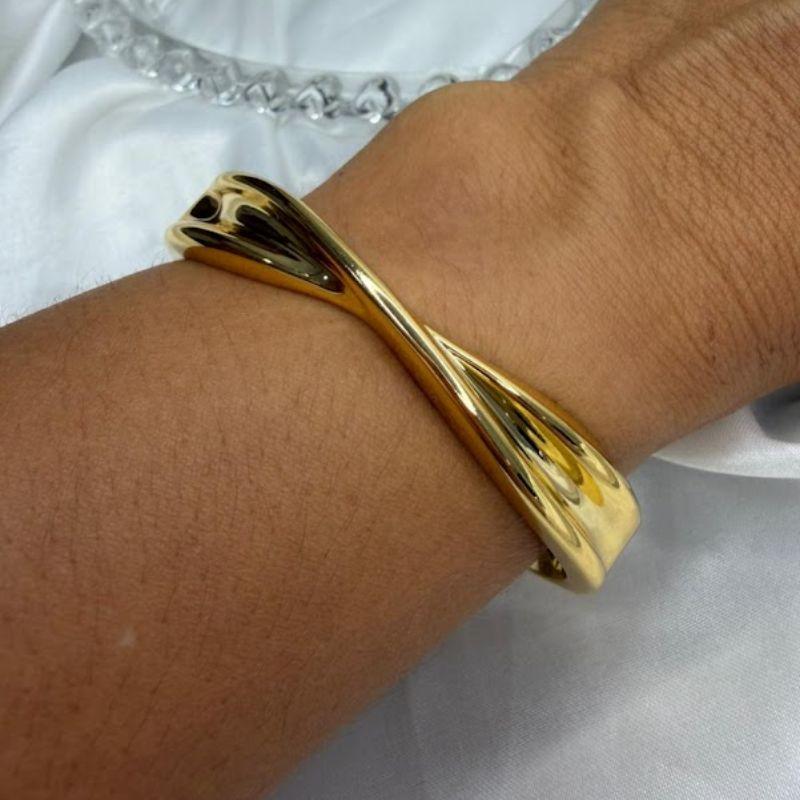 Bracelete Orgânico Design Torcido - Banhado em Verniz Italiano