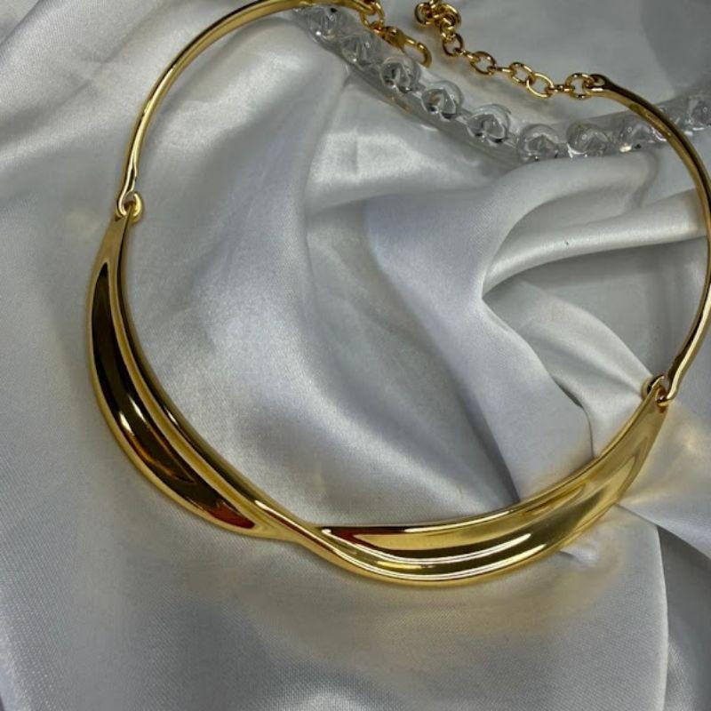 Choker Aro Orgânico Design Torcido - Banhado em Verniz Italiano