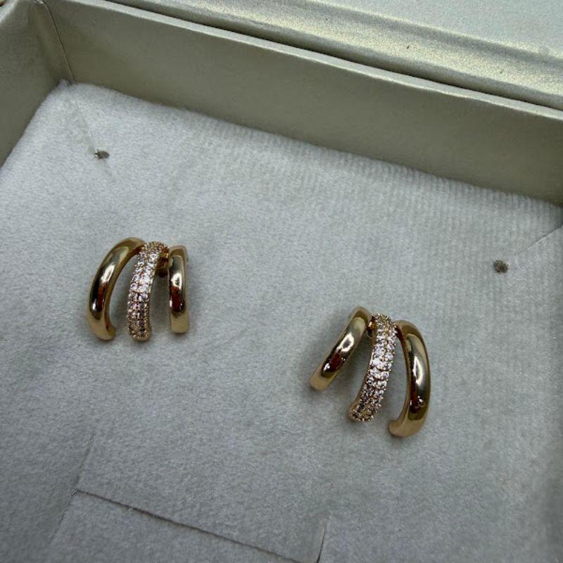 Brinco 3 Aros com Cravejado de Zircônias - Banhado a Ouro 18k