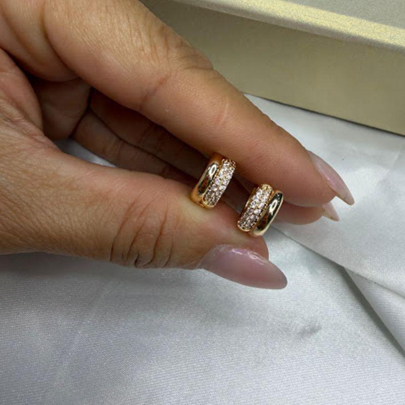 Brinco Argolinhas Abauladas Cravejadas com Microzircônias - Banhado a Ouro 18k